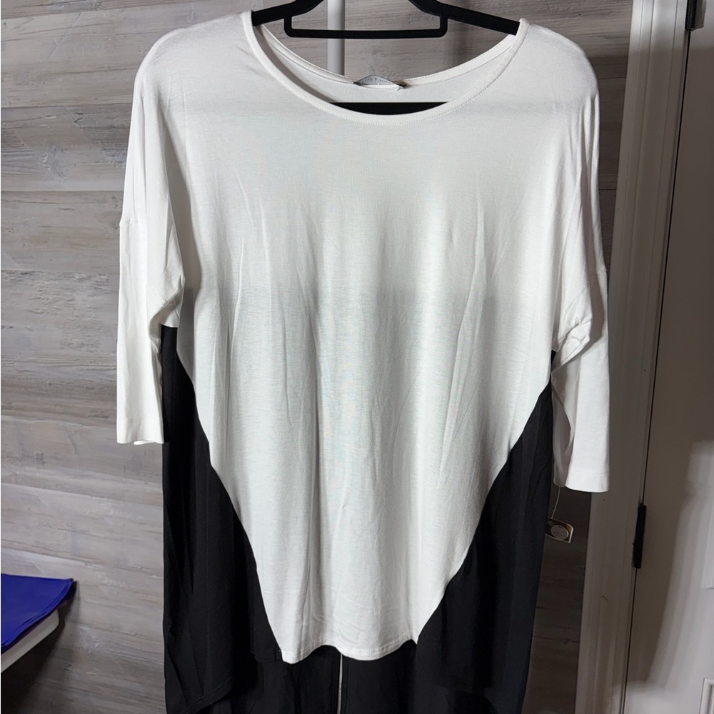 Nally & Millie Black and White Long Sleeve Top 1017